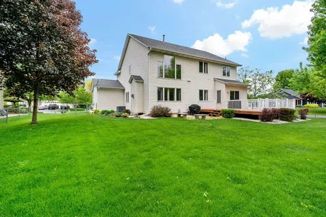 2065 Anton Way Shakopee MN 55379