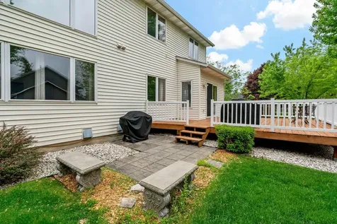 2065 Anton Way Shakopee MN 55379