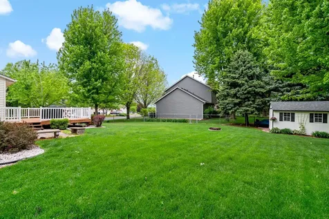 2065 Anton Way Shakopee MN 55379