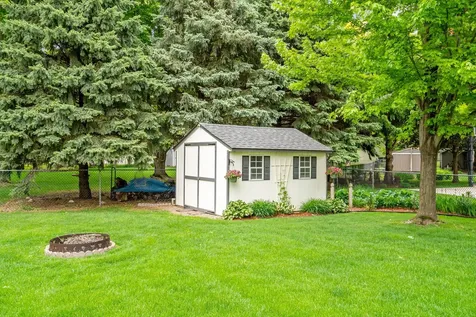 2065 Anton Way Shakopee MN 55379