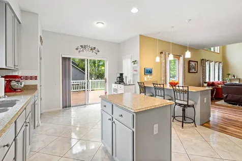 2065 Anton Way Shakopee MN 55379