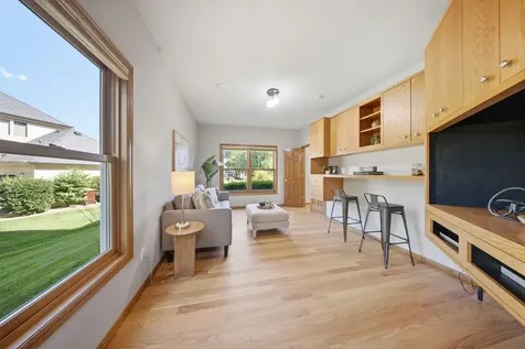 869 Mendakota Court Mendota Heights MN 55120