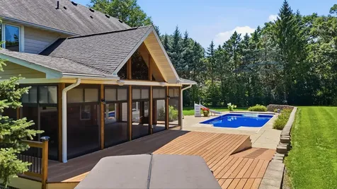 869 Mendakota Court Mendota Heights MN 55120