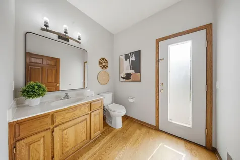 869 Mendakota Court Mendota Heights MN 55120