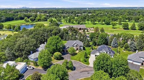 869 Mendakota Court Mendota Heights MN 55120
