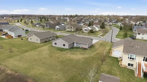 1504 Jasmine Drive Alexandria MN 56308