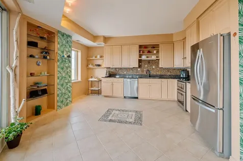 8301 Creekside Circle Bloomington MN 55437