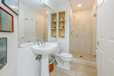 8301 Creekside Circle Bloomington MN 55437