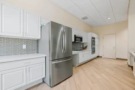8301 Creekside Circle Bloomington MN 55437