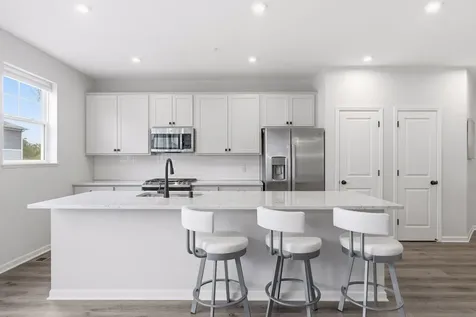 2864 Lexington Place N Roseville MN 55113