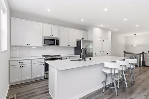 2864 Lexington Place N Roseville MN 55113