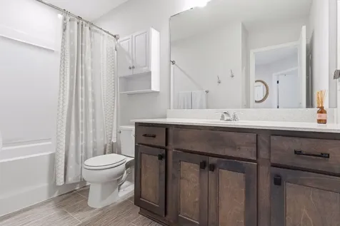 2864 Lexington Place N Roseville MN 55113