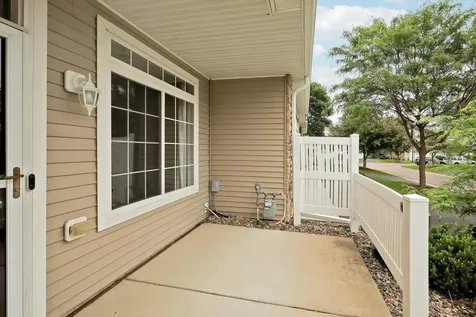 4853 Bisset Lane Inver Grove Heights MN 55076