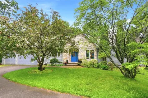 481 Sleepy Hollow Drive Roberts WI 54023
