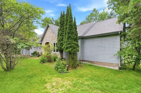 481 Sleepy Hollow Drive Roberts WI 54023