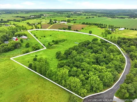 481 Sleepy Hollow Drive Roberts WI 54023