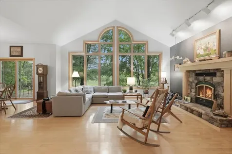 481 Sleepy Hollow Drive Roberts WI 54023