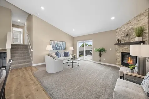 18192 Hartlin Avenue Lakeville MN 55044