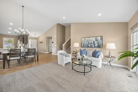 18192 Hartlin Avenue Lakeville MN 55044