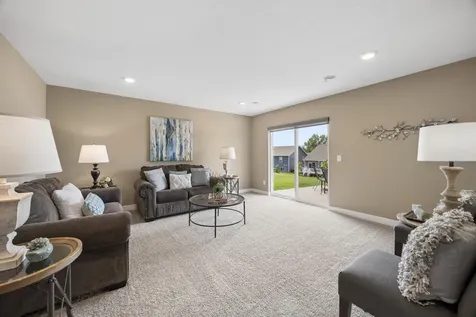 18192 Hartlin Avenue Lakeville MN 55044