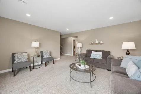 18192 Hartlin Avenue Lakeville MN 55044