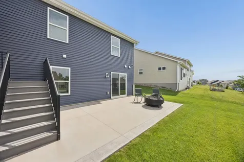 18192 Hartlin Avenue Lakeville MN 55044