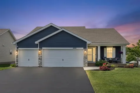 18192 Hartlin Avenue Lakeville MN 55044