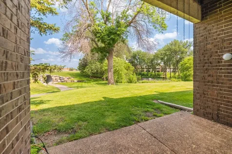 1577 Millpond Court Chaska MN 55318