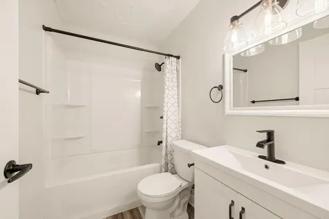 1577 Millpond Court Chaska MN 55318