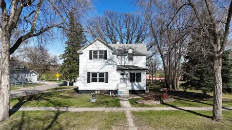 404 2nd Street S Wahpeton ND 58075