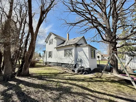 404 2nd Street S Wahpeton ND 58075