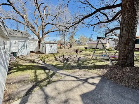 404 2nd Street S Wahpeton ND 58075