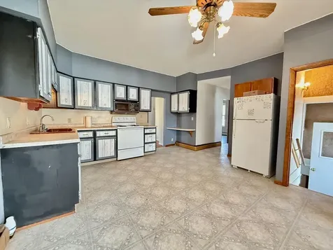 404 2nd Street S Wahpeton ND 58075