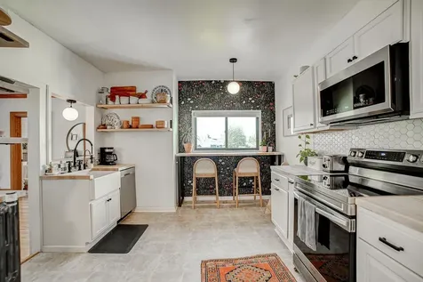 906 4th Street N Stillwater MN 55082