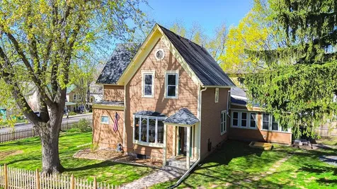 906 4th Street N Stillwater MN 55082
