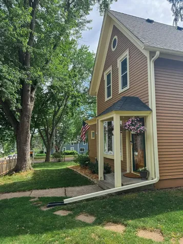906 4th Street N Stillwater MN 55082