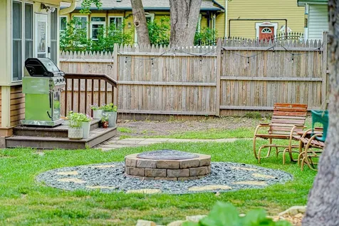 906 4th Street N Stillwater MN 55082
