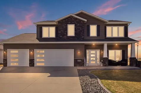 5651 43rd Street S Fargo ND 58104