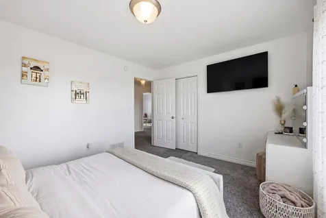 5651 43rd Street S Fargo ND 58104