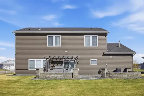 5651 43rd Street S Fargo ND 58104