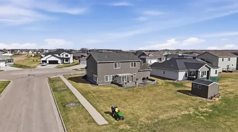 5651 43rd Street S Fargo ND 58104