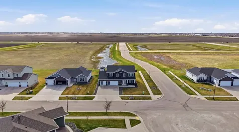 5651 43rd Street S Fargo ND 58104