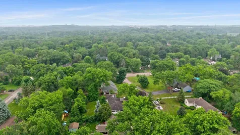 5117 Prescott Drive Minnetonka MN 55345
