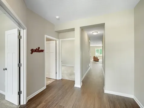 1085 Roselyn Drive Victoria MN 55386
