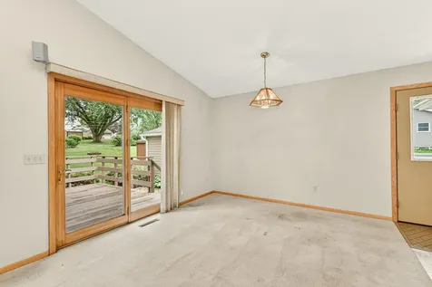 402 Strathmore Lane SE Rochester MN 55904