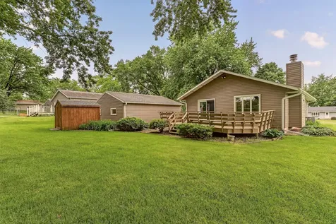402 Strathmore Lane SE Rochester MN 55904