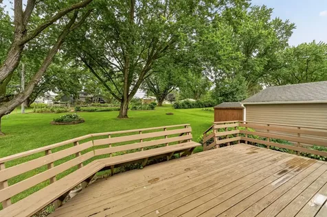 402 Strathmore Lane SE Rochester MN 55904