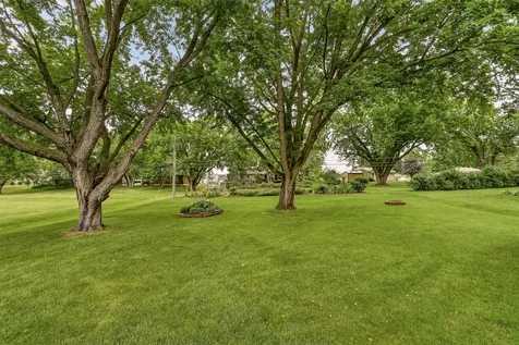 402 Strathmore Lane SE Rochester MN 55904