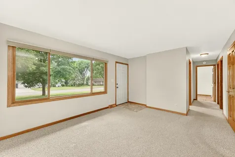 402 Strathmore Lane SE Rochester MN 55904