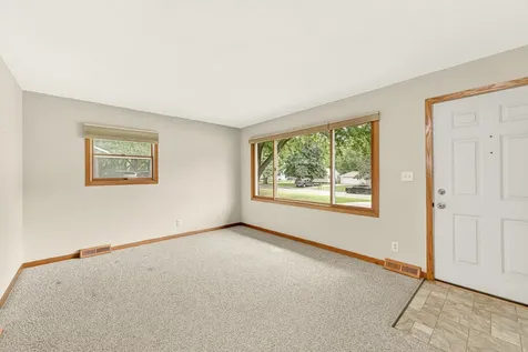 402 Strathmore Lane SE Rochester MN 55904